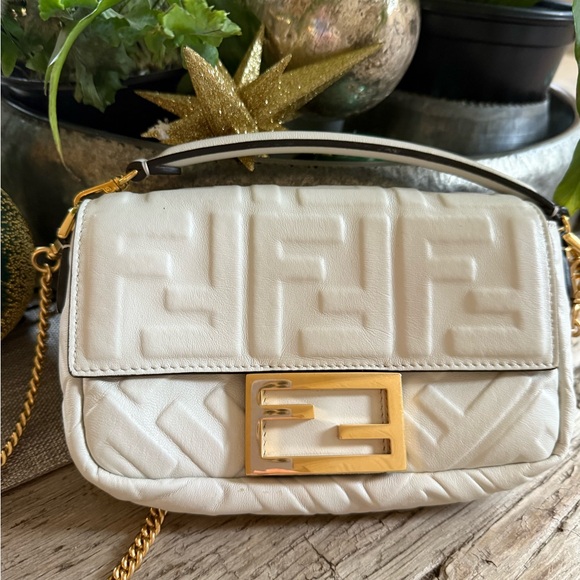 Fendi White and Gold Mini Baguette Bag - Picture 3 of 7